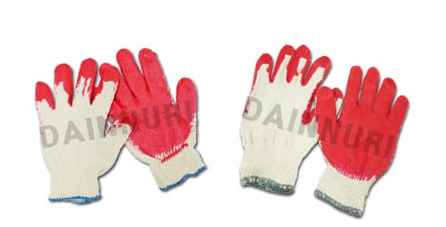 Half coated gloves